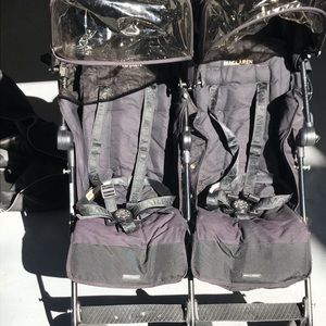 McClaren dual Stroller with carrying bag